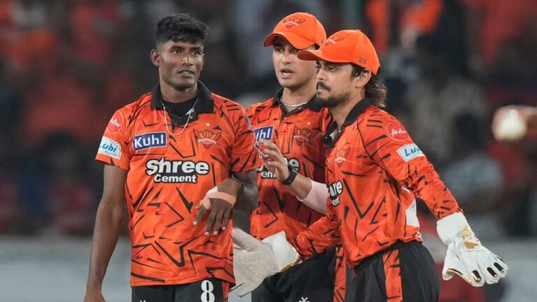 IPL 2026: SRH की प्लेऑफ राह और टॉप-2 में जगह बनाने का पूरा समीकरण