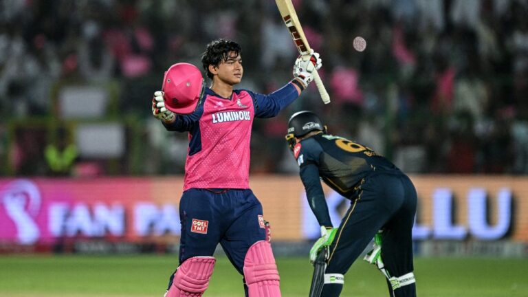 Vaibhav Sooryavanshi IPL Centuries – वैभव सूर्यवंशी के आईपीएल शतक: 15 वर्षीय क्रिकेट सनसनी का रिकॉर्ड प्रदर्शन