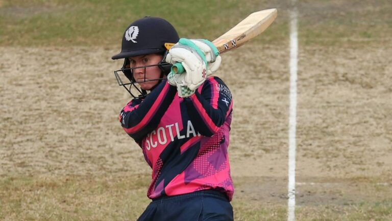 Fraser and Carter fifties, Gordon three-for help Scotland ease past Netherlands – स्कॉटलैंड की नीदरलैंड पर शानदार जीत: फ्रेजर और कार्टर का अर्धशतक